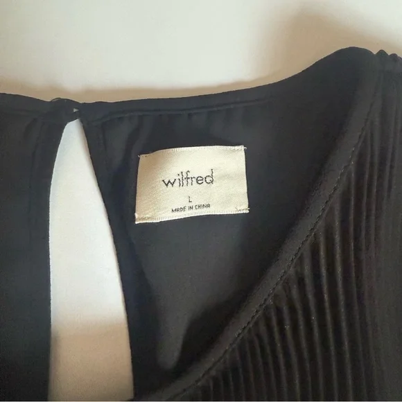 WILFRED Daydreamer Mini Dress Black Pleated Chiffon Long Sleeve L Aritzia - Picture 11 of 16